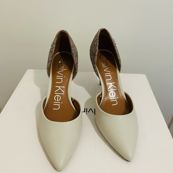 Calvin Klein Shoes - ECU Calvin Klein Cream and Brown Women's Heels size 6